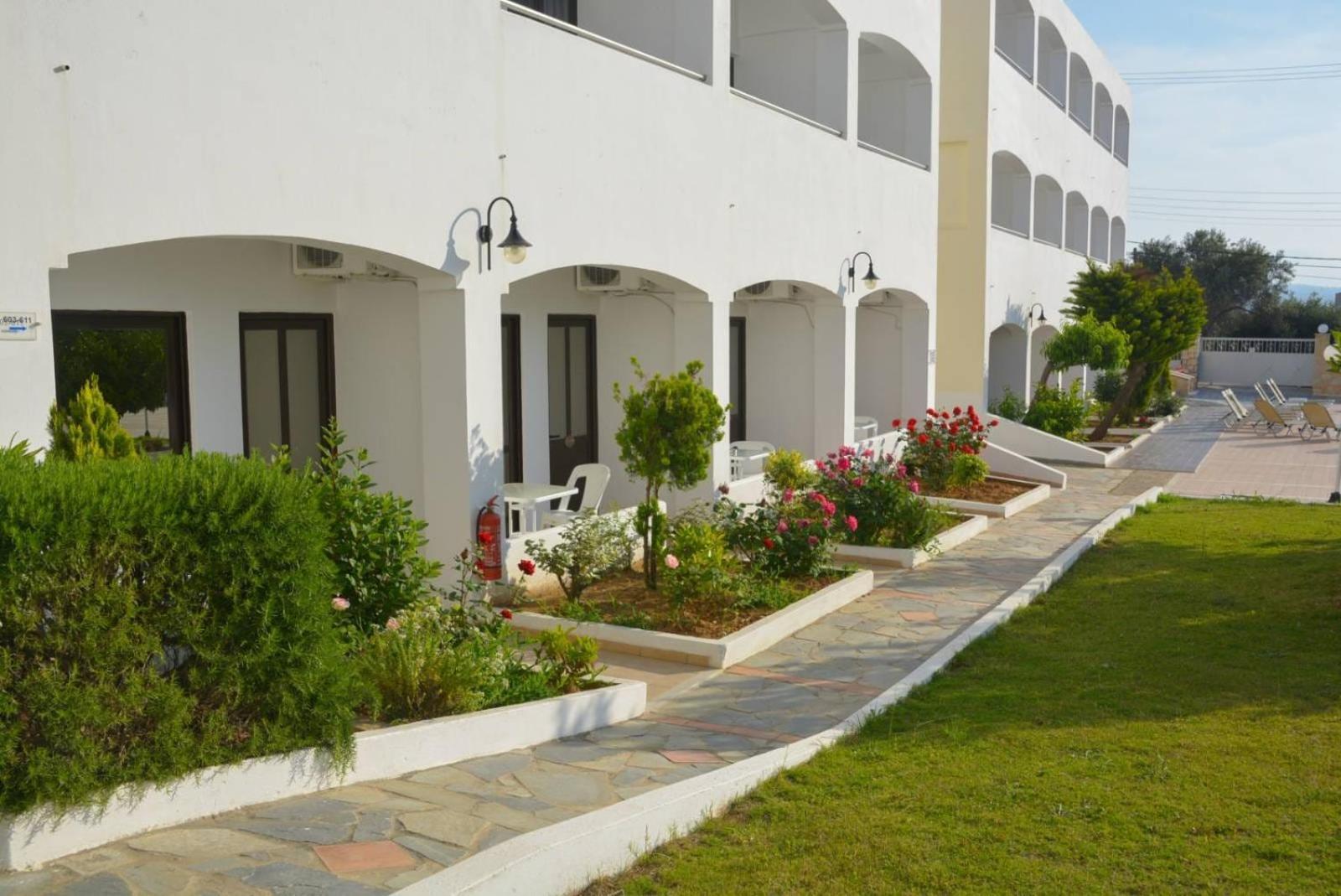 Adel Paradise Adelianos Kampos Exterior foto